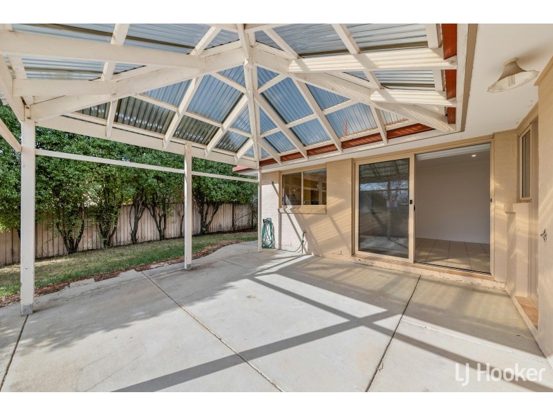 14 Doutney Place, Dunlop ACT 2615