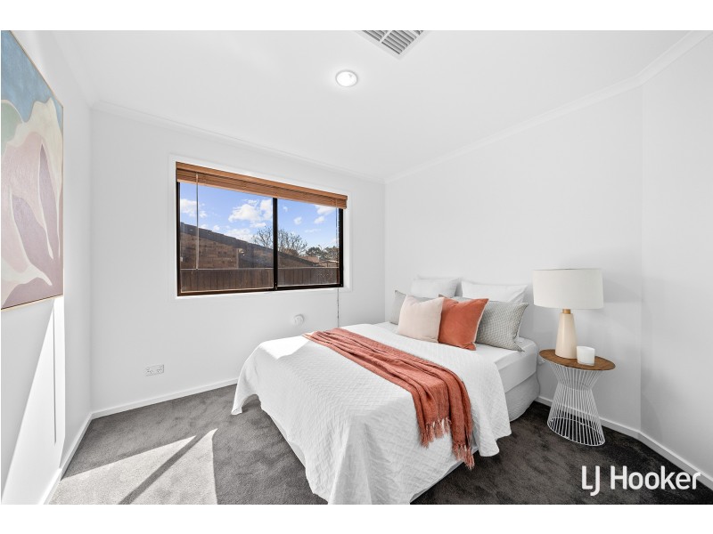22 Girdlestone Circuit, Calwell ACT 2905