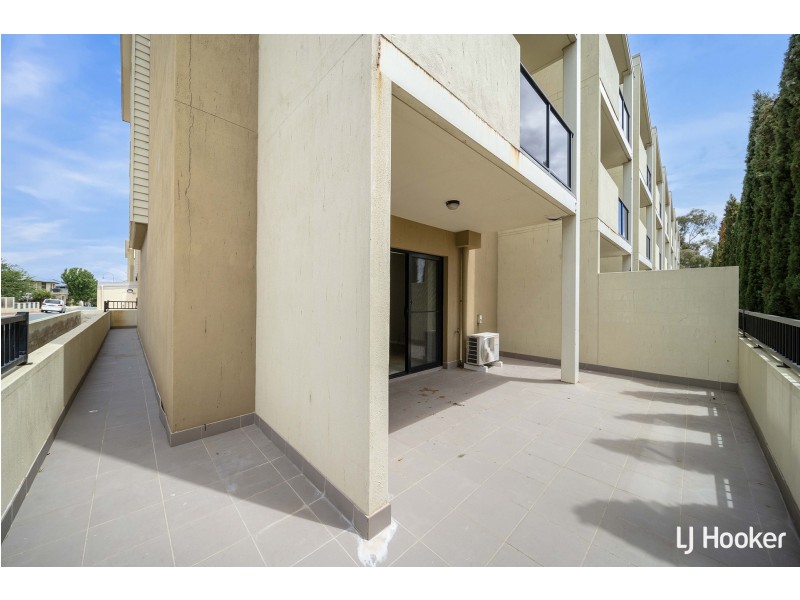 20/1 Gungahlin Place, Gungahlin ACT 2912
