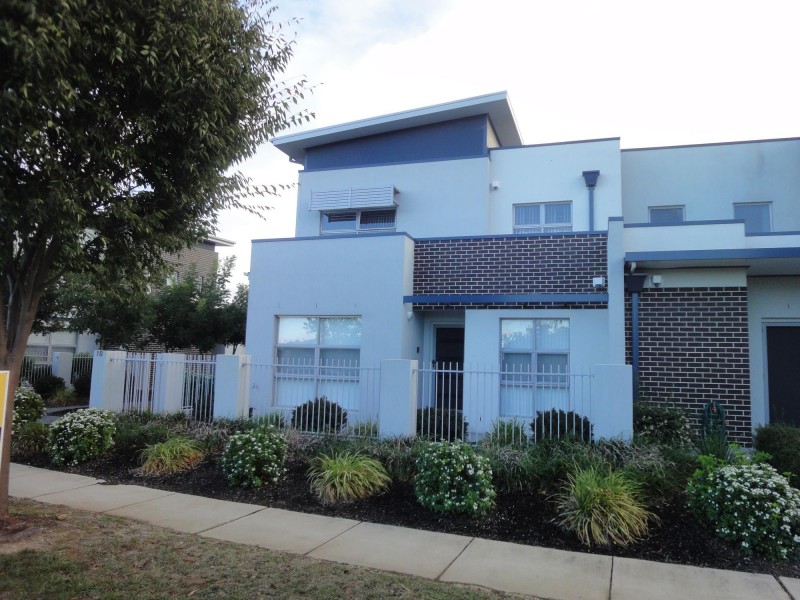 10 Mavis Latham Street, Franklin ACT 2913