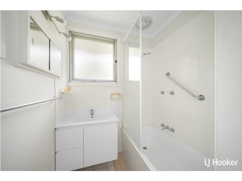 4 Stillwell Place, Mawson ACT 2607