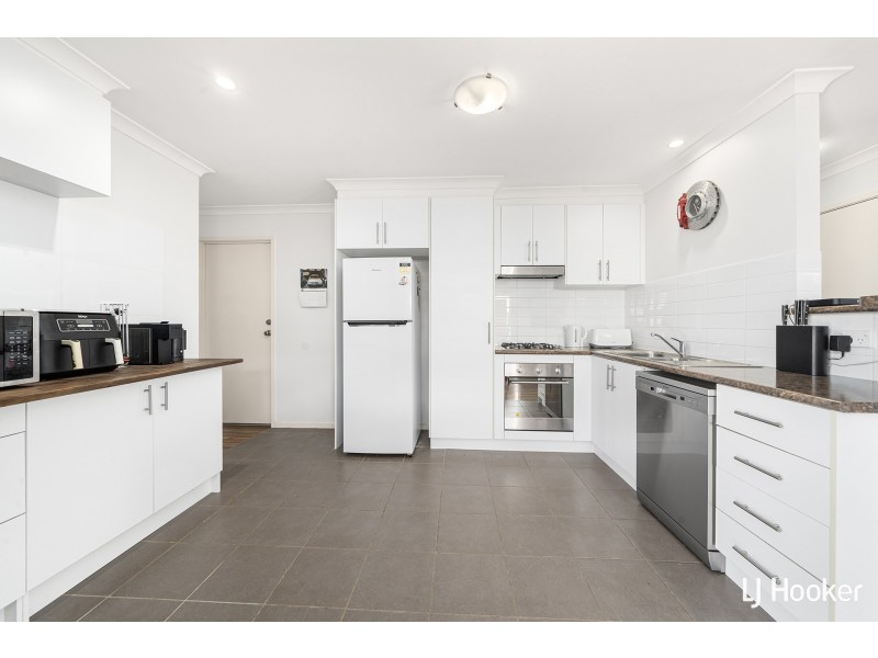 36 Rowland Street, Macgregor ACT 2615