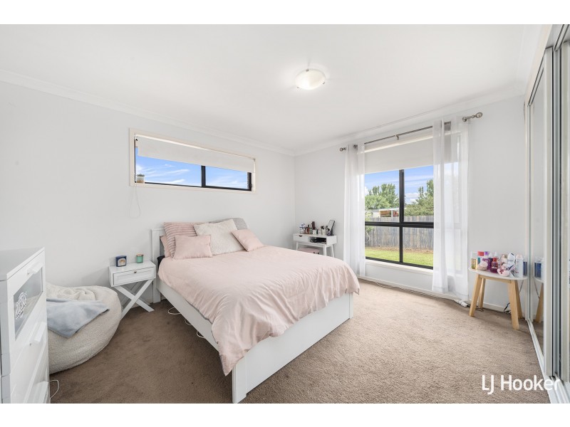 36 Rowland Street, Macgregor ACT 2615