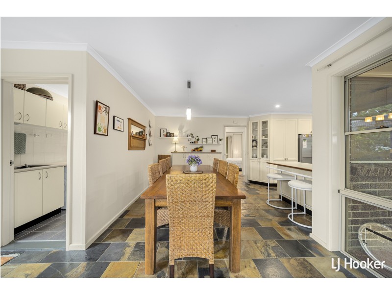6 Darmody Street, Weetangera ACT 2614