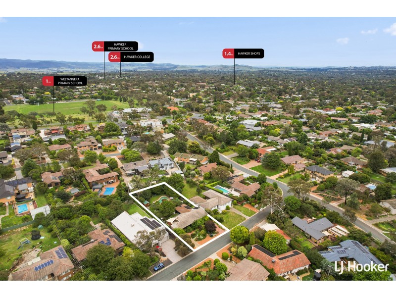 6 Darmody Street, Weetangera ACT 2614