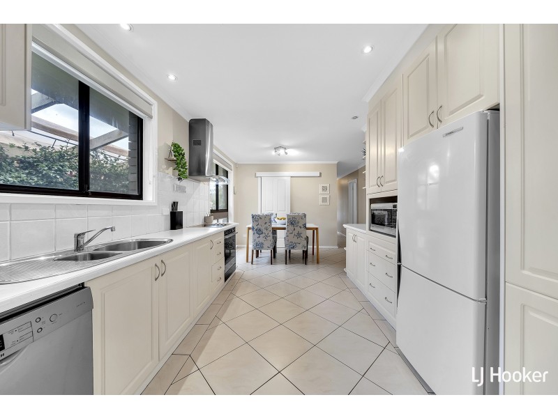 78 Osburn Drive, Macgregor ACT 2615