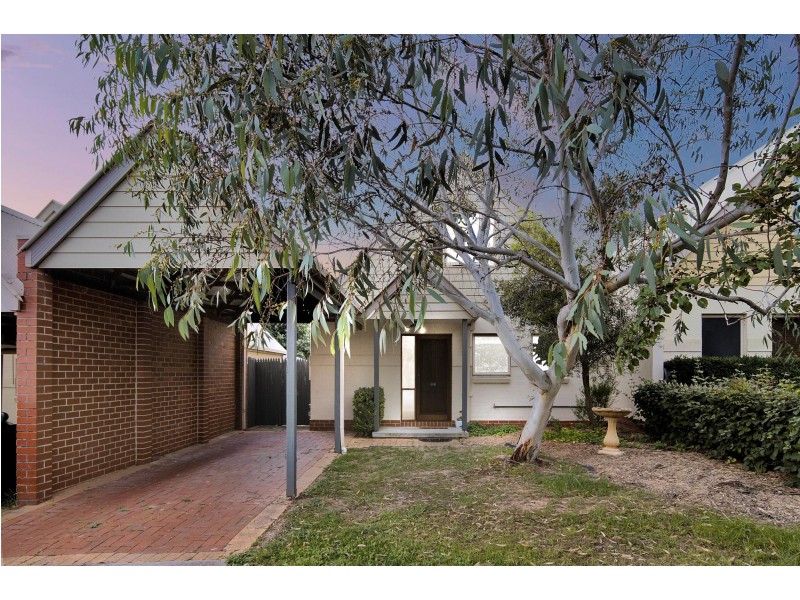 33 Bamir Square, Ngunnawal ACT 2913