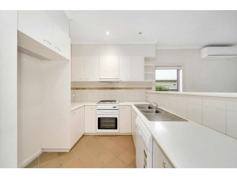 33 Bamir Square, Ngunnawal ACT 2913