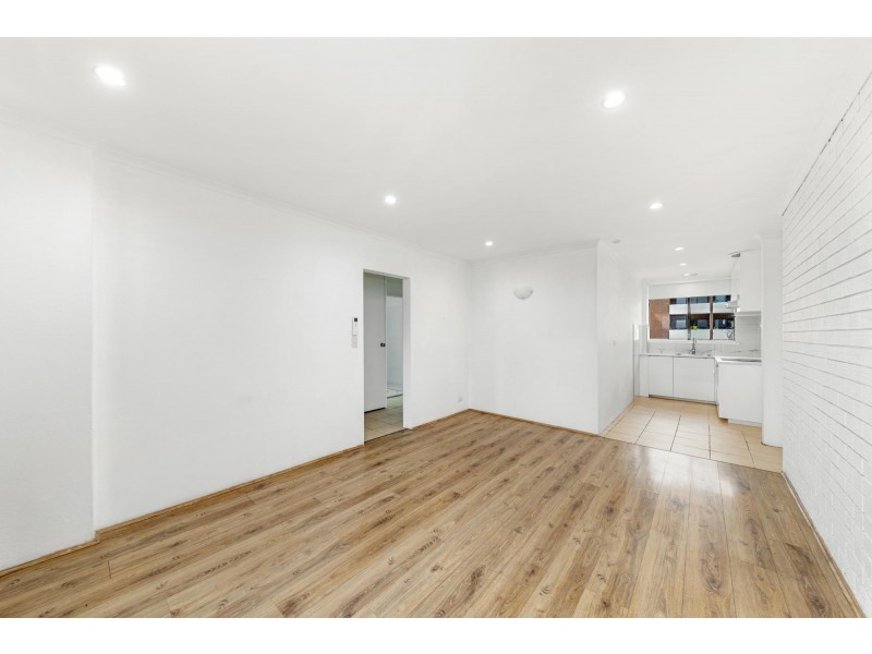8/30 Springvale Drive, Hawker ACT 2614
