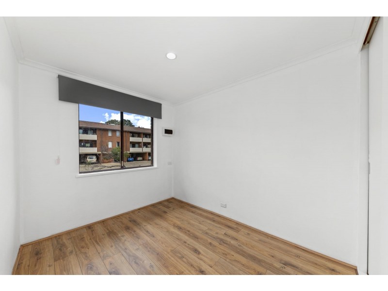 8/30 Springvale Drive, Hawker ACT 2614