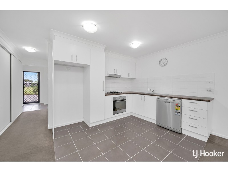 18/85 Macfarlane Burnett Avenue, Macgregor ACT 2615