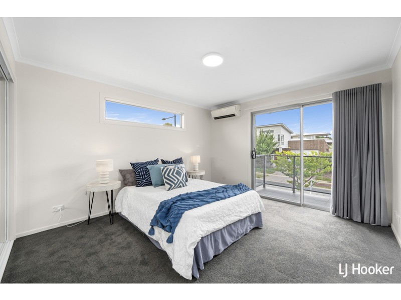 53 Cazneaux Crescent, Weston ACT 2611