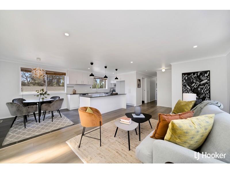 19 Bettington Circuit, Charnwood ACT 2615