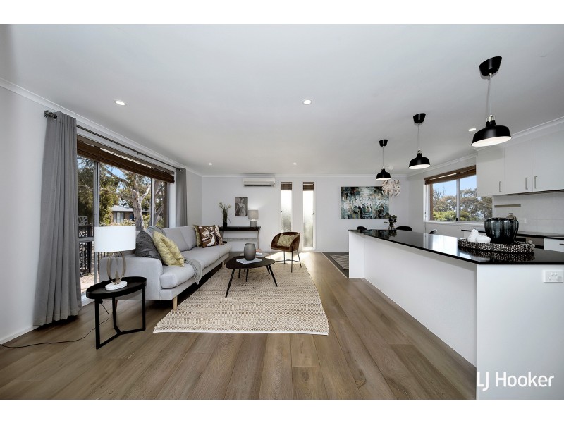 19 Bettington Circuit, Charnwood ACT 2615