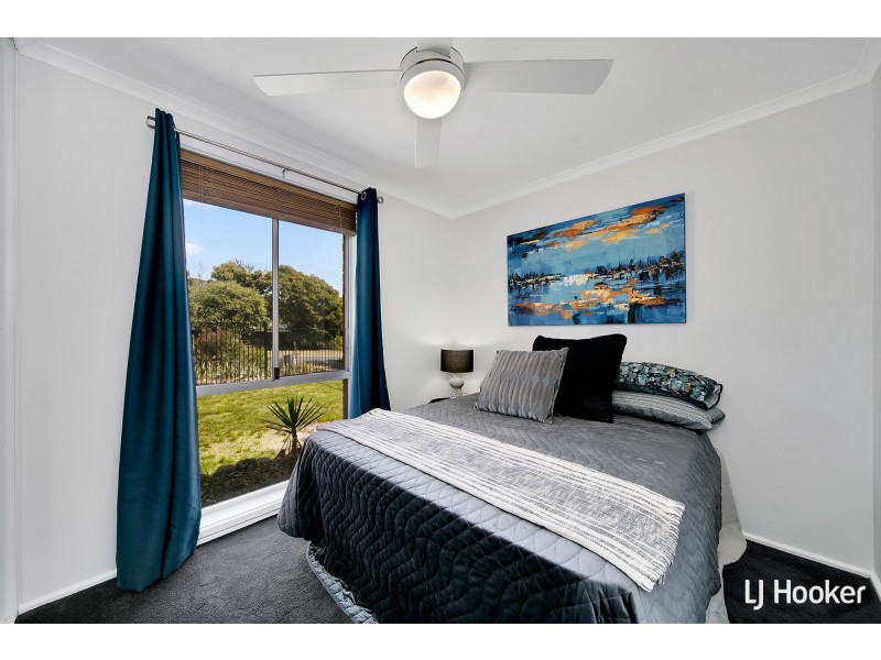 19 Bettington Circuit, Charnwood ACT 2615