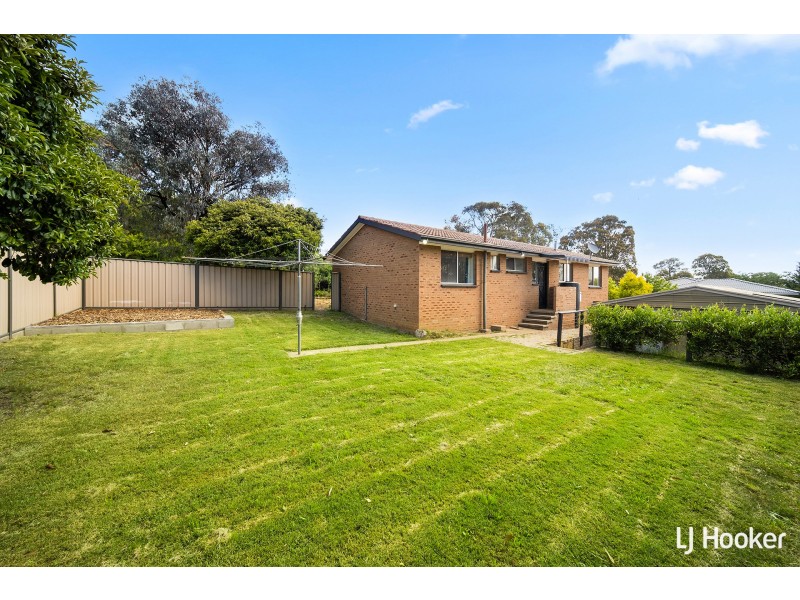 19 Bettington Circuit, Charnwood ACT 2615