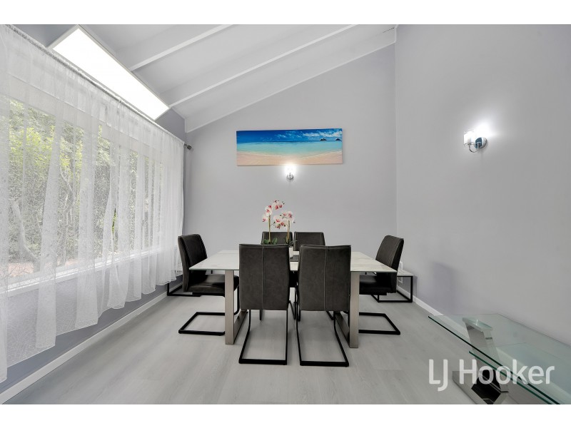 37 Dalley Crescent, Latham ACT 2615