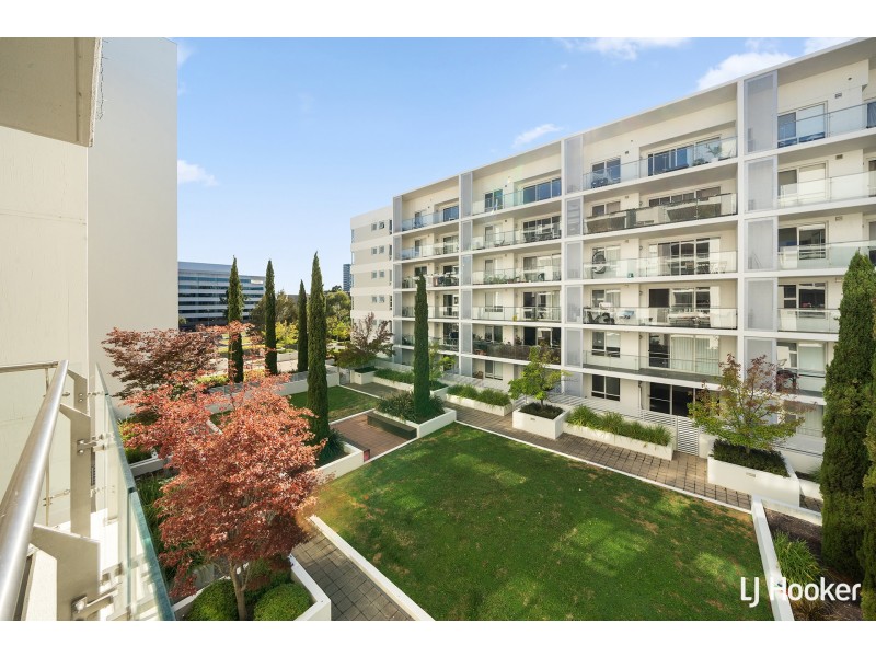 32/57 Benjamin Way, Belconnen ACT 2617