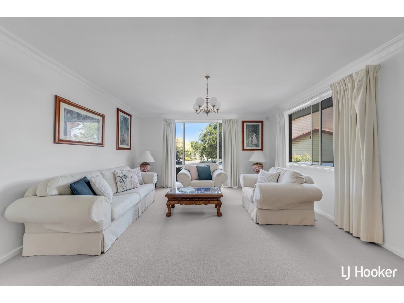 5 Mann Place, Higgins ACT 2615