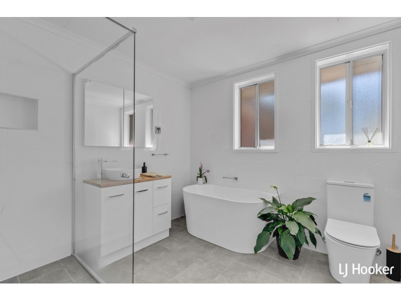 5 Mann Place, Higgins ACT 2615