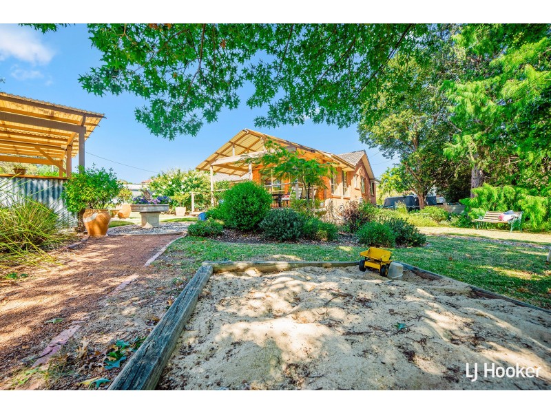 5 Mann Place, Higgins ACT 2615