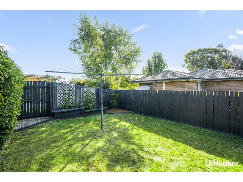13 Carman Loop, Macgregor ACT 2615