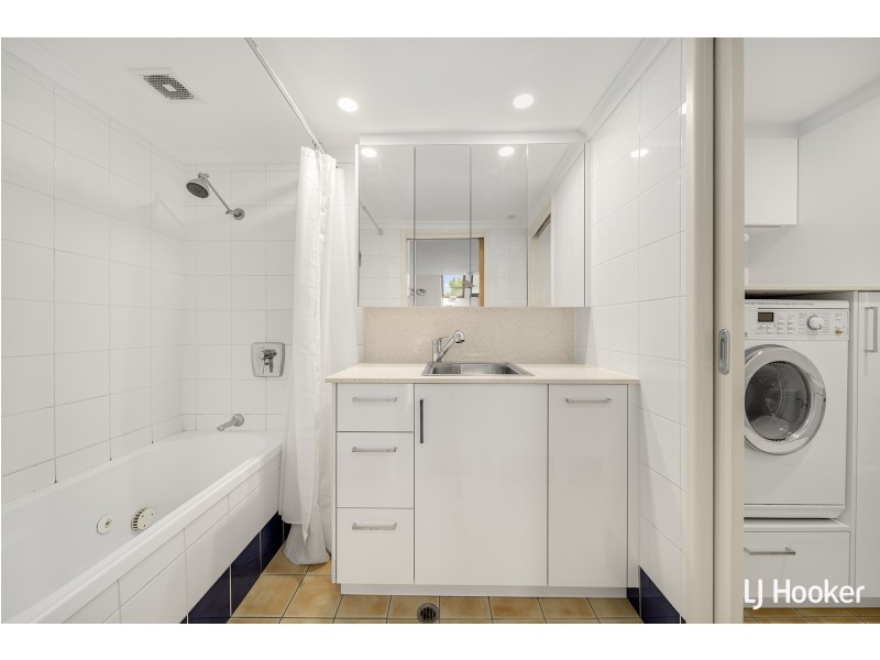 38/18 Captain Cook Crescent, Griffith ACT 2603