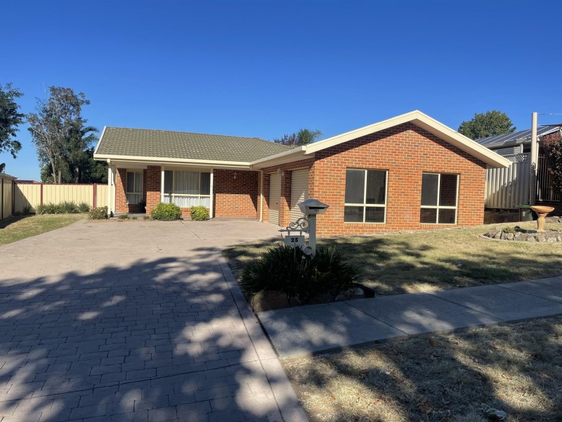 25 Lexcen Avenue, Nicholls ACT 2913