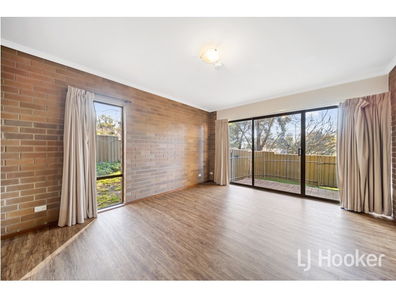 9/2 Buik Place, Belconnen ACT 2617