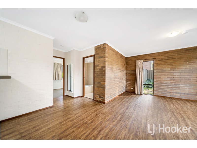 9/2 Buik Place, Belconnen ACT 2617