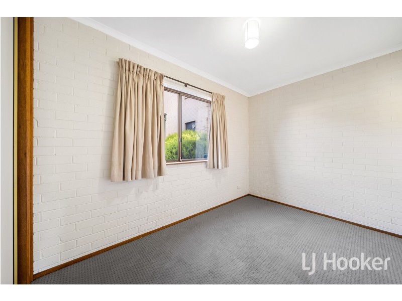 9/2 Buik Place, Belconnen ACT 2617