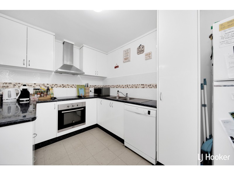 10 Emmott Place, Charnwood ACT 2615