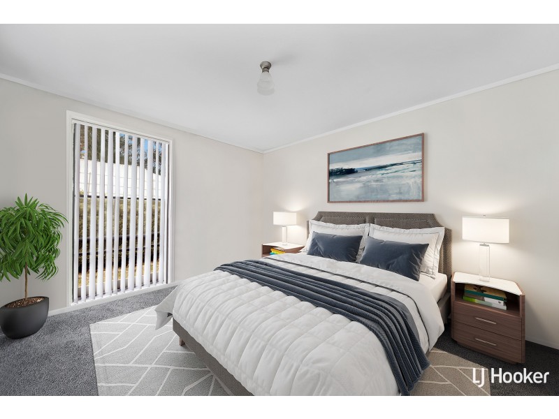 10 Emmott Place, Charnwood ACT 2615