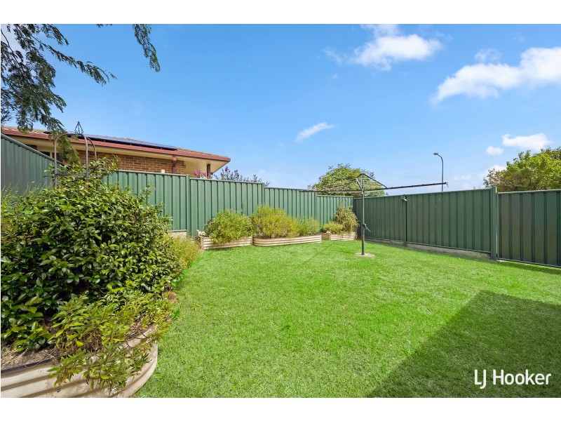 12 Jonsson Court, Dunlop ACT 2615