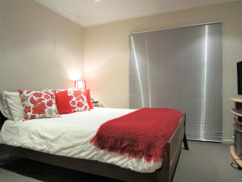 2/54 Moore Street, Turner ACT 2612