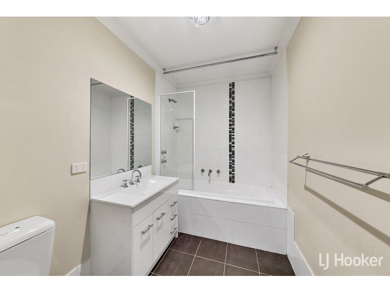 9/68 Eccles Circuit, Macgregor ACT 2615