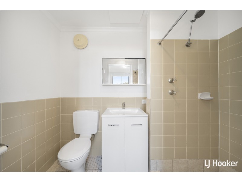 7/28 Springvale Drive, Hawker ACT 2614