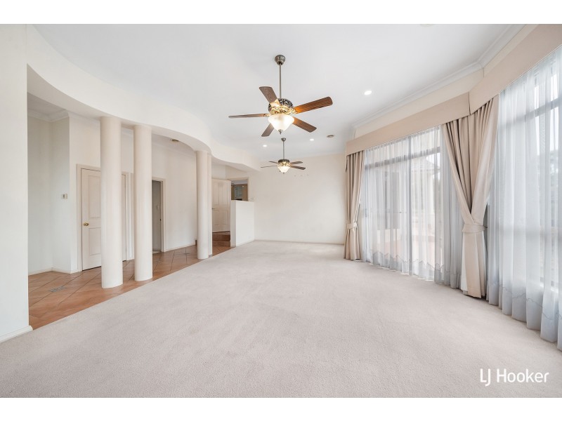 2 Amarina Street, Palmerston ACT 2913