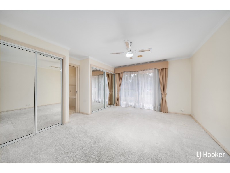 2 Amarina Street, Palmerston ACT 2913