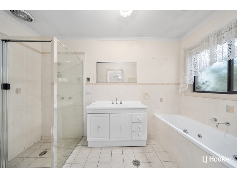 2 Amarina Street, Palmerston ACT 2913