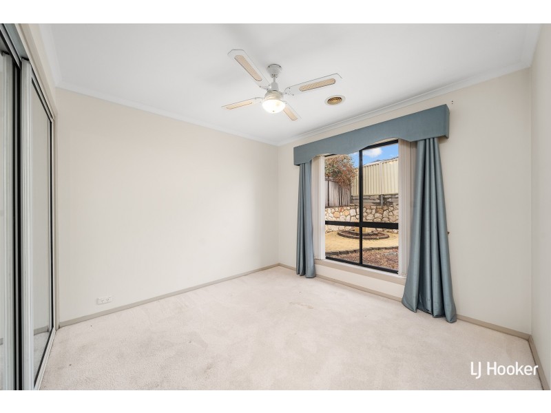 2 Amarina Street, Palmerston ACT 2913