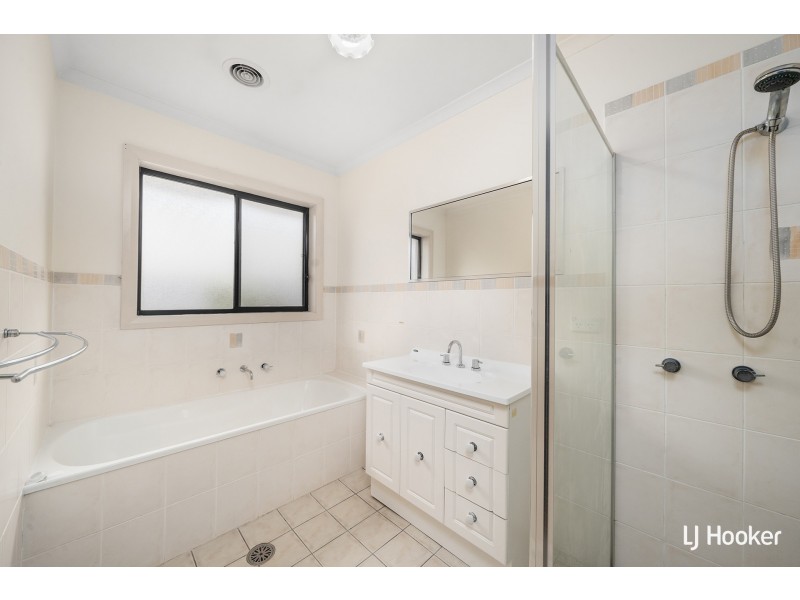 2 Amarina Street, Palmerston ACT 2913