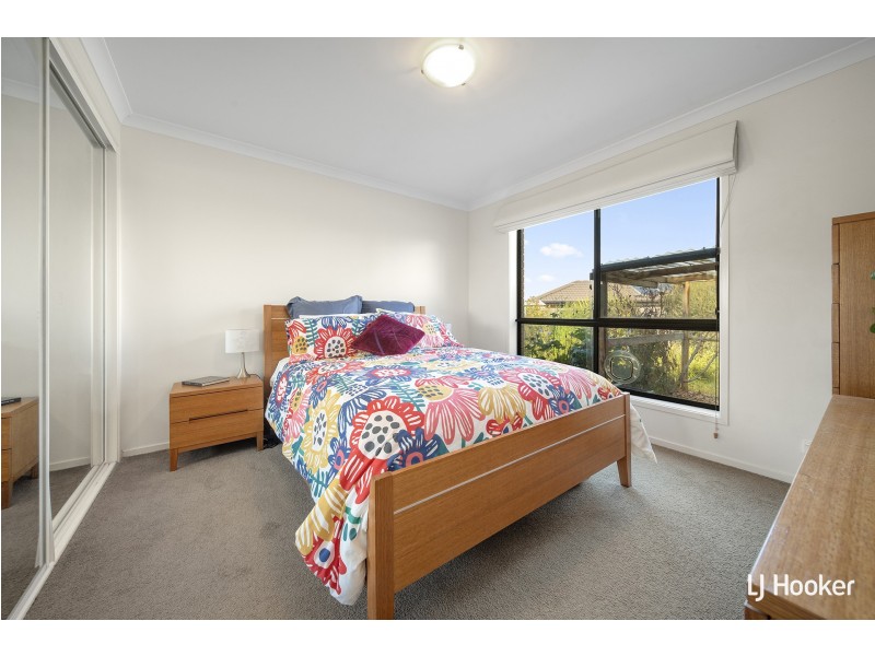 10/204 Macfarlane Burnet Avenue, Macgregor ACT 2615