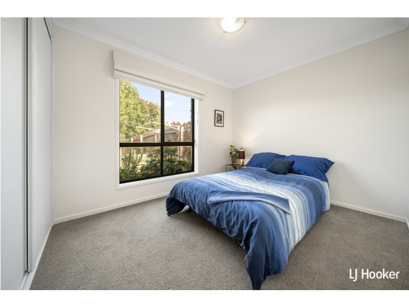 10/204 Macfarlane Burnet Avenue, Macgregor ACT 2615