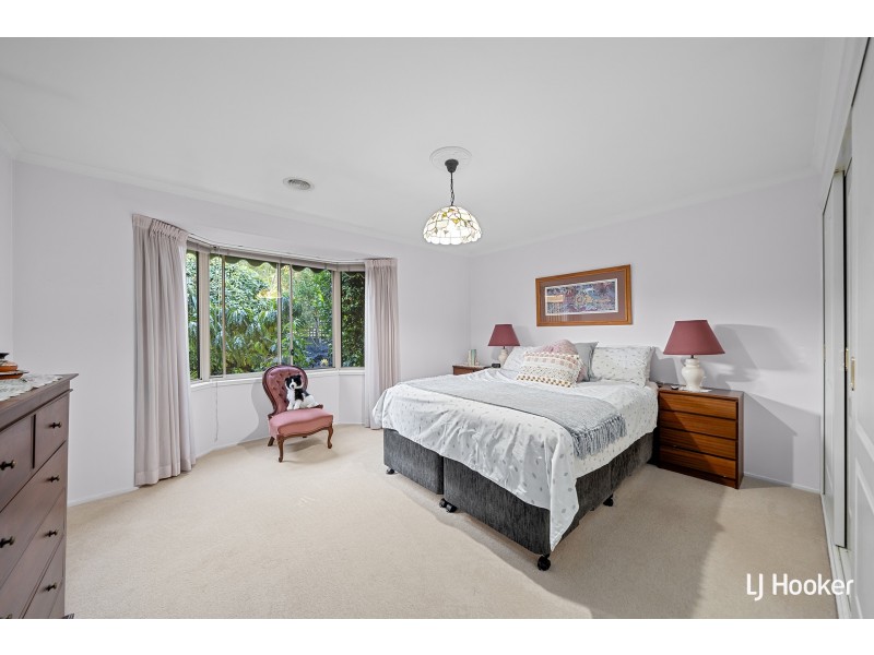 8 Hickson Place, Monash ACT 2904