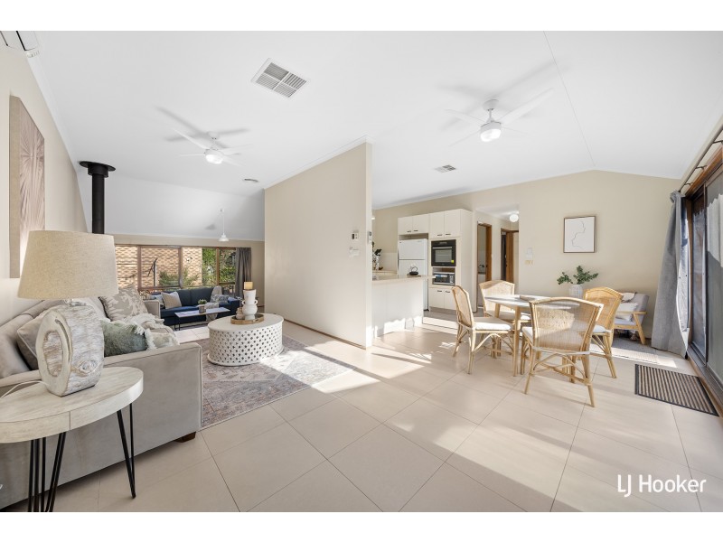 1 Thurlow Place, Belconnen ACT 2617