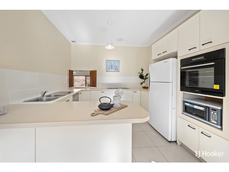 1 Thurlow Place, Belconnen ACT 2617