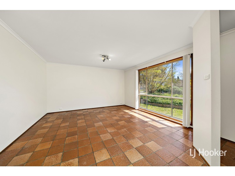 71 Twelvetrees Crescent, Florey ACT 2615