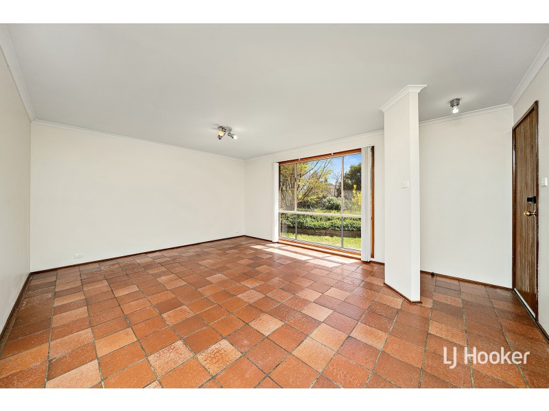 71 Twelvetrees Crescent, Florey ACT 2615