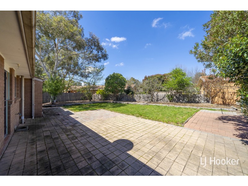 71 Twelvetrees Crescent, Florey ACT 2615